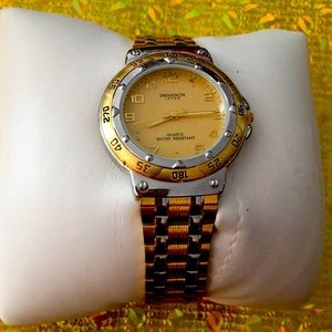 Ladies casual Quartz Swanson water resistant watch